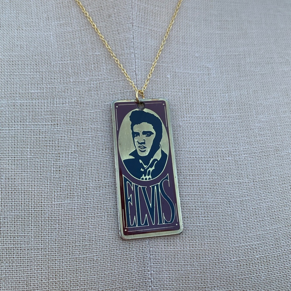NWT Sterling Silver Plated Chain with Vintage Elvis Charm Necklace - Picture 6 of 14